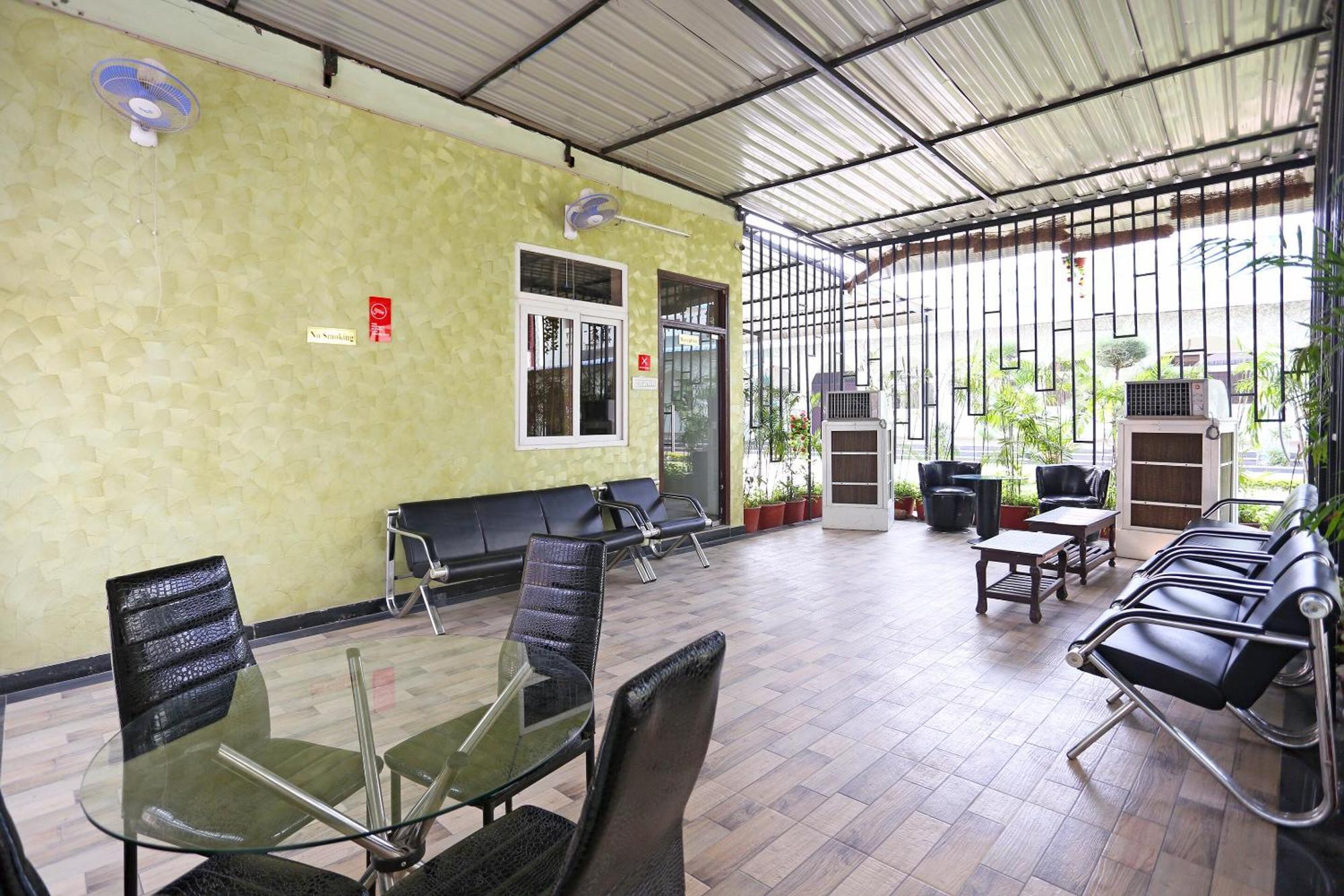 Hotel O Radhika Resort Kota  Ngoại thất bức ảnh